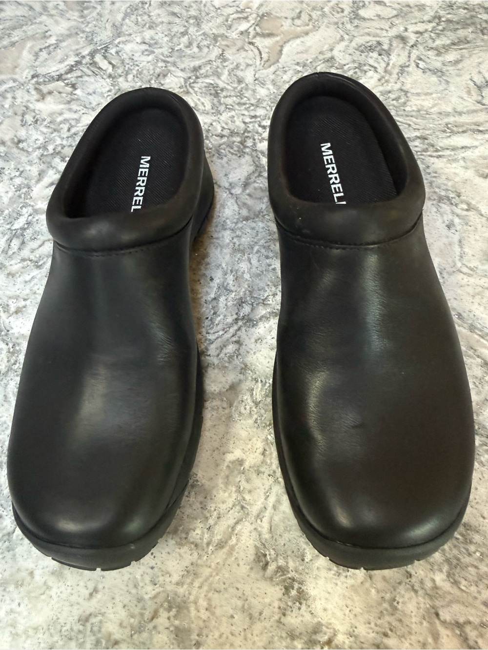 Merrell Encore Nova 4 Women’s Black Slip-On Leather Clogs size 9